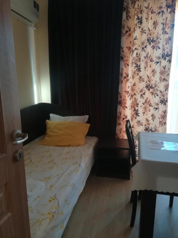 Apartments Victoria Кранево Екстер'єр фото