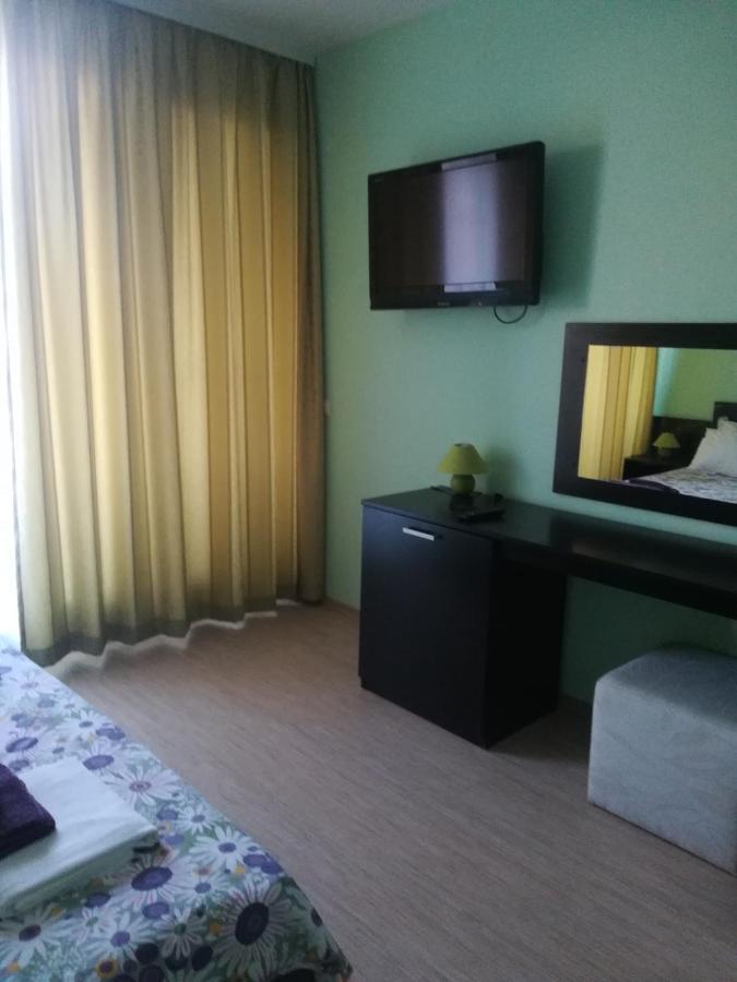 Apartments Victoria Кранево Екстер'єр фото