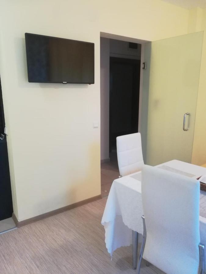 Apartments Victoria Кранево Екстер'єр фото