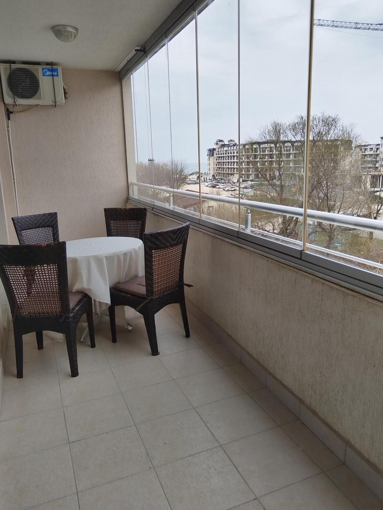 Apartments Victoria Кранево Екстер'єр фото
