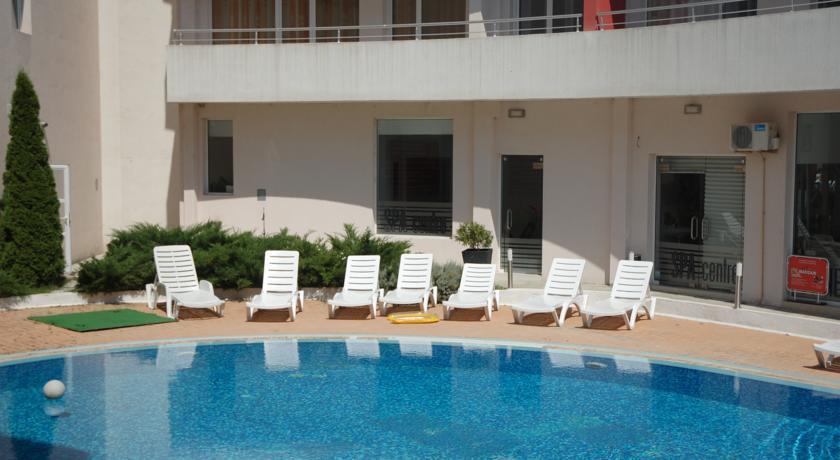 Apartments Victoria Кранево Екстер'єр фото